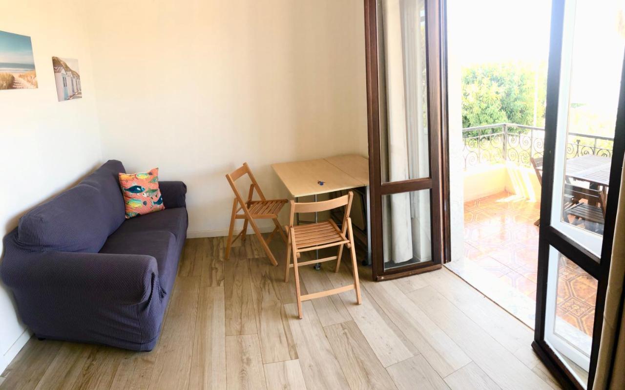 Apartment Poetto House-molara Due